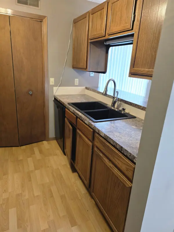 6725 W Shade, Wichita, KS 67212