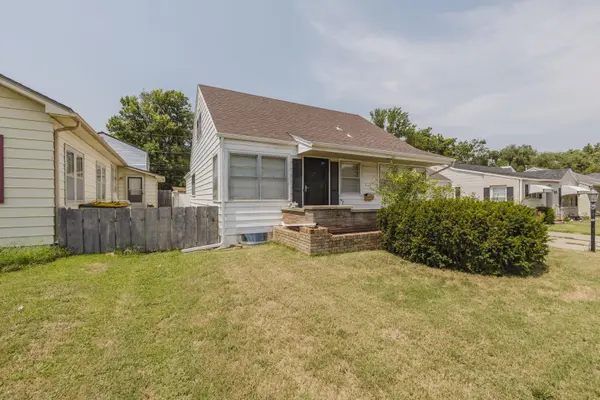 305 Lawrence St., Pratt, KS 67124