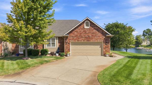 2315 N Lakeway Ct, Wichita, KS 67205