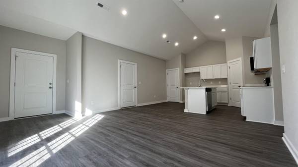 12013-12015 W Fontana St, Maize, KS 67205