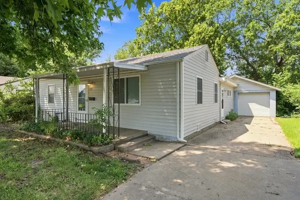 253 N Nelson Ave., Haysville, KS 67060