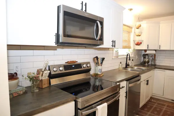 1512 N Glenhurst, Wichita, KS 67212