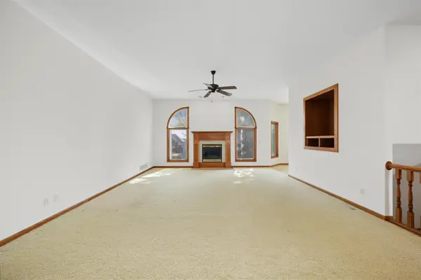 517 Pine Ridge Dr., Salina, KS 67401