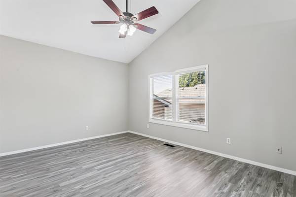 10702 E Bluestem St, Wichita, KS 67207