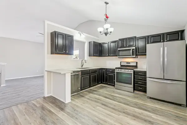 10702 E Bluestem St, Wichita, KS 67207