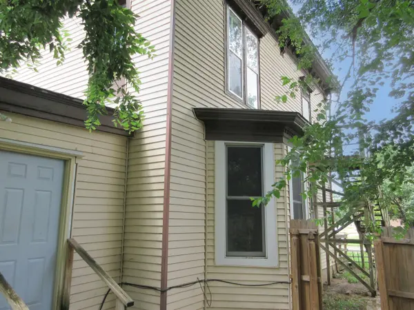645 S 3rd Ave., Salina, KS 67401