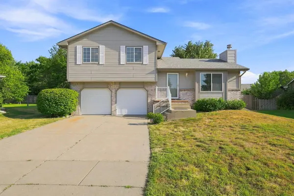 8110 W Westlawn, Wichita, KS 67212