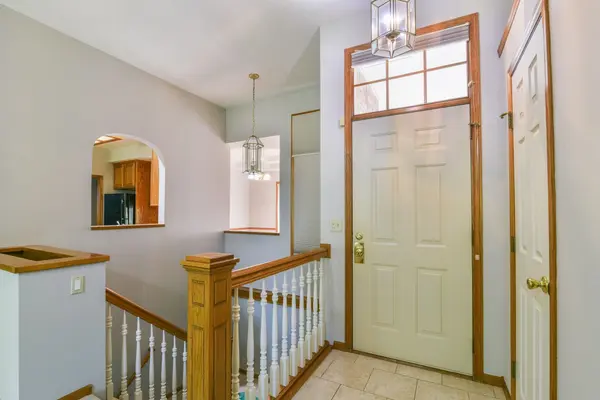 121 S Lakeside Dr., Andover, KS 67002