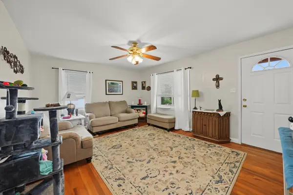 746 Osage Ave, Salina, KS 67401