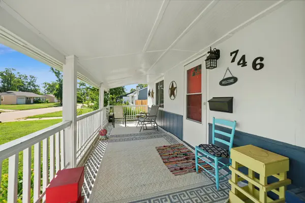 746 Osage Ave, Salina, KS 67401