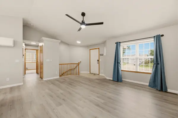 882 S Bedford Ct, Wichita, KS 67207