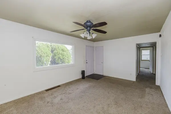 3145 E Ethel, Wichita, KS 67219