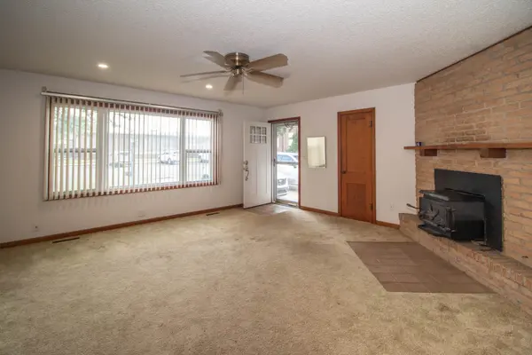 623 E Mulvane, Mulvane, KS 67110