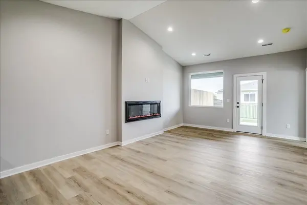 5433/5435 N Briskbay Ct., Maize, KS 67101