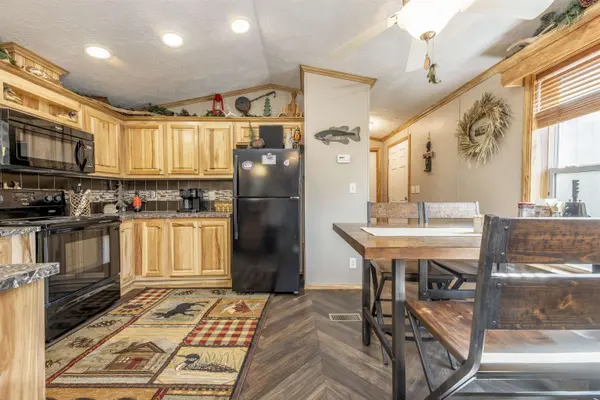 2257 Lookout Point Rd, Fall River, KS 67047