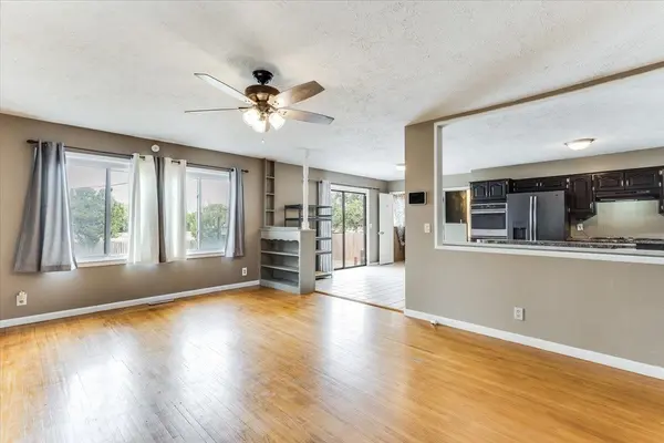 8206 E Levitt Dr, Wichita, KS 67207-3234