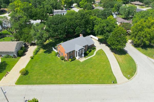 1861 Chelsea Dr, El Dorado, KS 67042