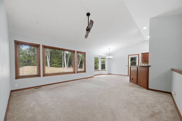 8304 W Candlewood Cir, Wichita, KS 67205