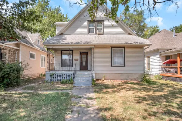 1111 N main, Newton, KS 67114