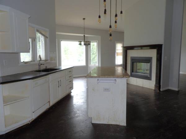 3434 N Hazelwood Ct, Wichita, KS 67205