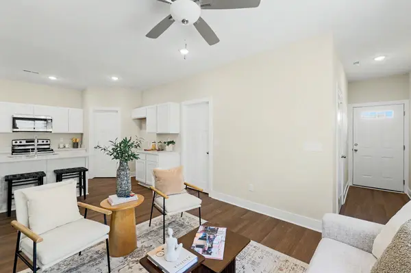 2935 S Cedar Crest Ct #100, Wichita, KS 67215