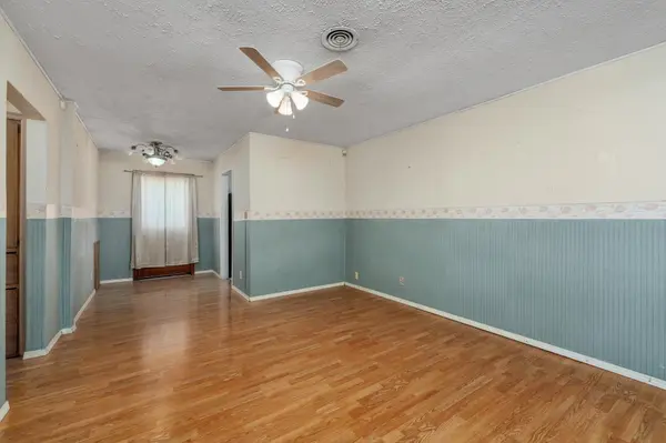 2501 N Piatt Ave, Wichita, KS 67219-4632