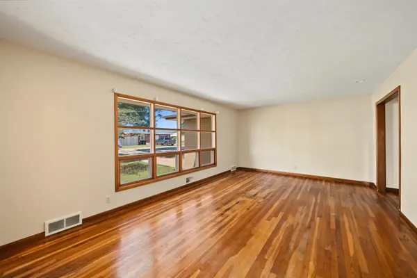1709 Lewis St, Salina, KS 67401