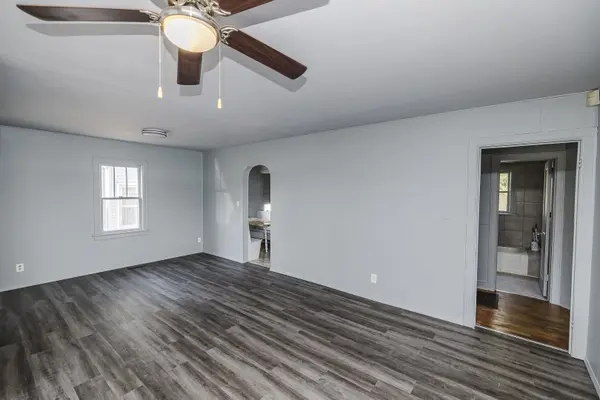 1527 N Woodland, Wichita, KS 67203