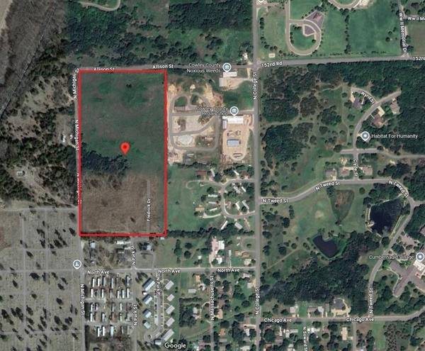 700 N Michigan St, Winfield, KS 67156