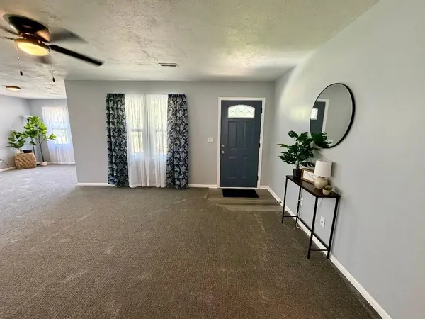 5757 S Mead Ave, Wichita, KS 67216