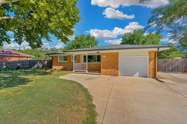 920 W 52nd, Wichita, KS 67217