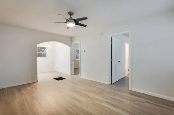 422 E Funston Ave, Wichita, KS 67211