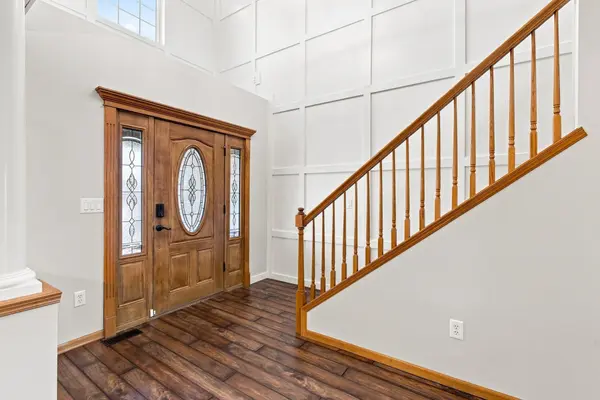 3006 N Rough Creek Cir, Derby, KS 67037