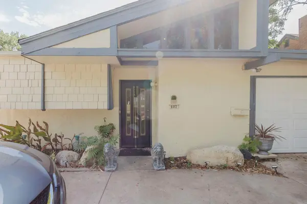 602 S Bluff, Wichita, KS 67218