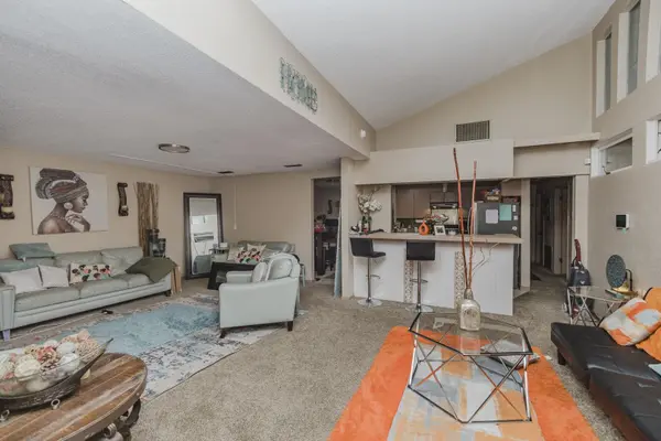 602 S Bluff, Wichita, KS 67218