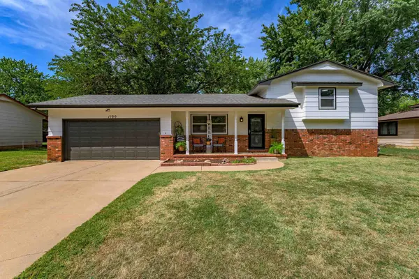 1100 E Market St, Derby, KS 67037