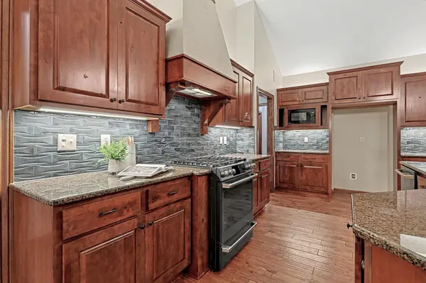 3227 N Grey Meadow, Wichita, KS 67205