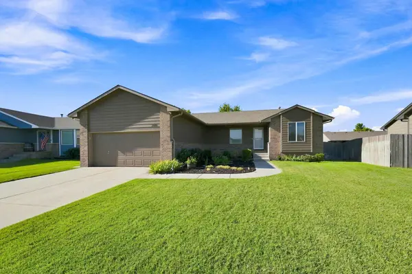 2609 E Casey, Goddard, KS 67052