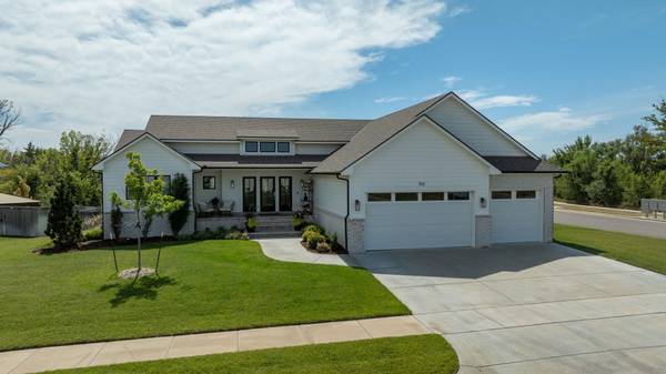 703 S Glen Wood, Wichita, KS 67230
