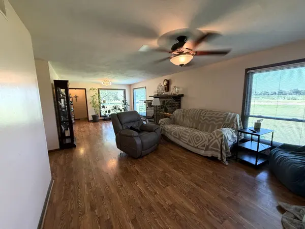 1152 Old Hwy 40, Abilene, KS 67410-0000