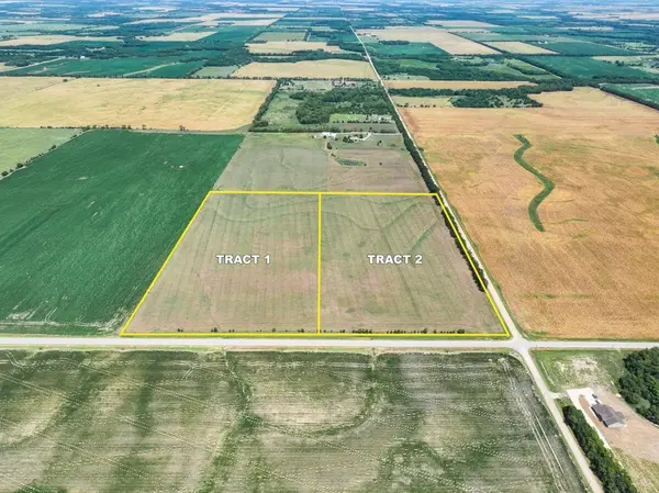 000 N 143RD St E, Valley Center, KS 67147