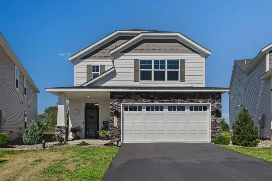 6756 101st ST S, Cottage Grove, MN 55016