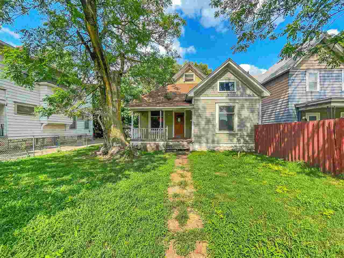 1145 N Market St, Wichita, KS 67214