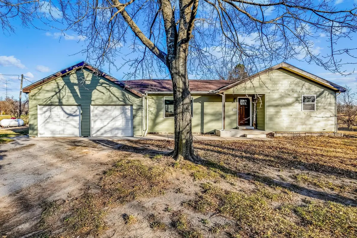 15944 SW Mulberry Rd, Rose Hill, KS 67133