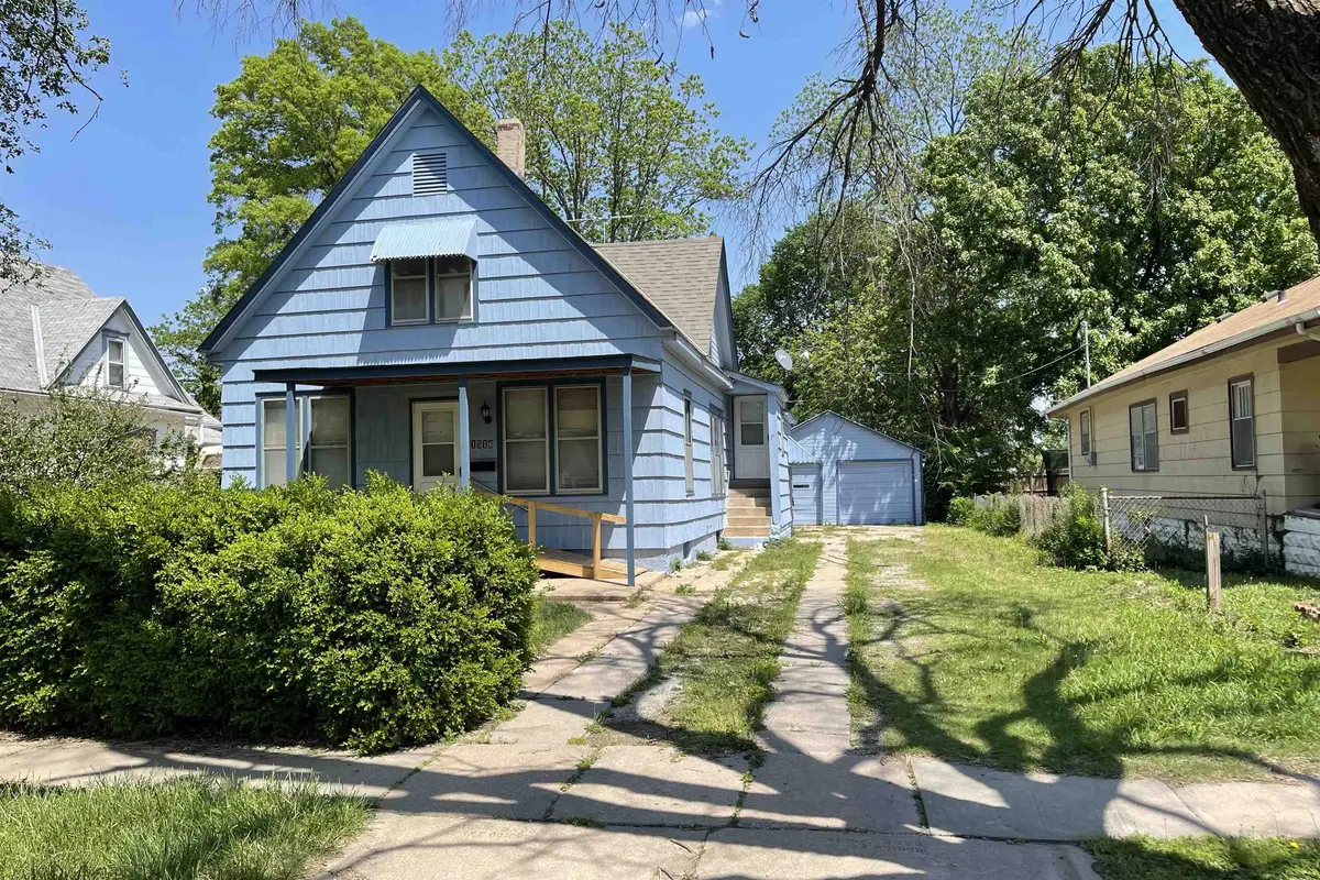1516 S MAIN ST, Wichita, KS 67213