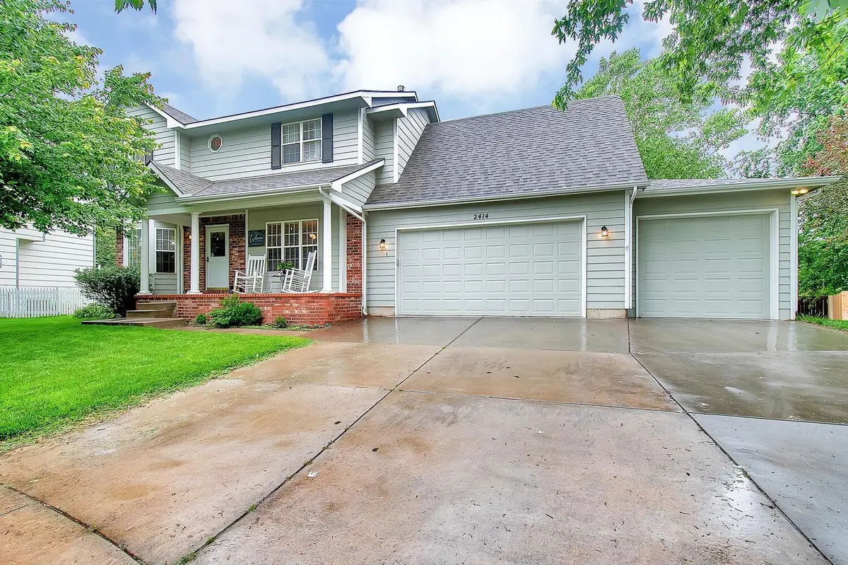2414 N Baytree Ct, Wichita, KS 67205