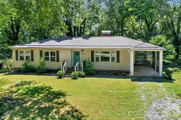 7257 Sherrills Ford RD, Sherrills Ford, NC 28673