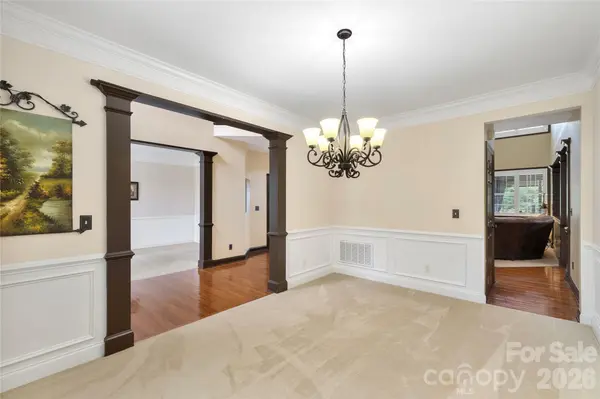 5040 Groves Edge LN, Waxhaw, NC 28173