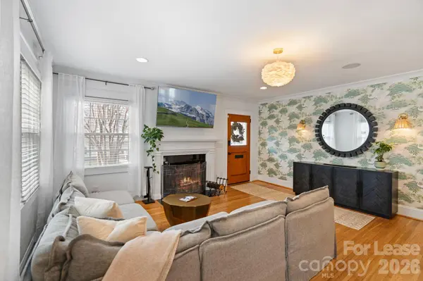 425 Tremont AVE E, Charlotte, NC 28203