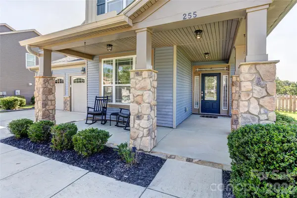 255 Perennial DR NW, Concord, NC 28027